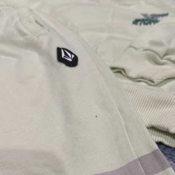 Volcom Kids Set - Picture 2 of 4